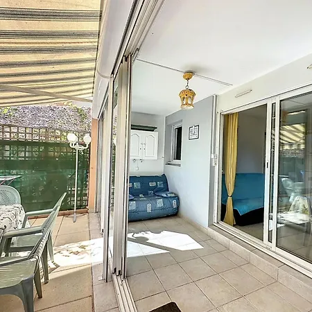 Lejlighed T1 Familial Avec Terrasse, Piscine, A 6 Min A Pied Et Aqualand A 2 Min *