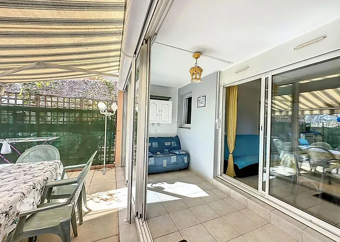 Lägenhet T1 Familial Avec Terrasse, Piscine, A 6 Min A Pied Et Aqualand A 2 Min *