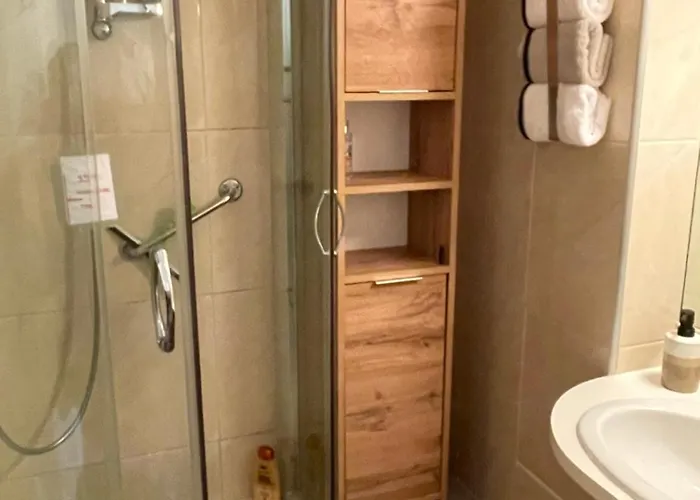 Lägenhet T1 Familial Avec Terrasse, Piscine, A 6 Min A Pied Et Aqualand A 2 Min *